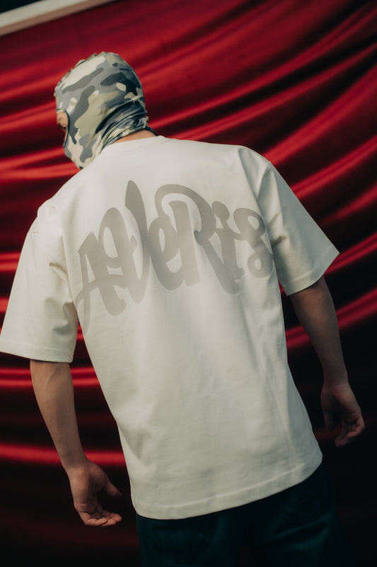 White AVeRiS Oversized Tee